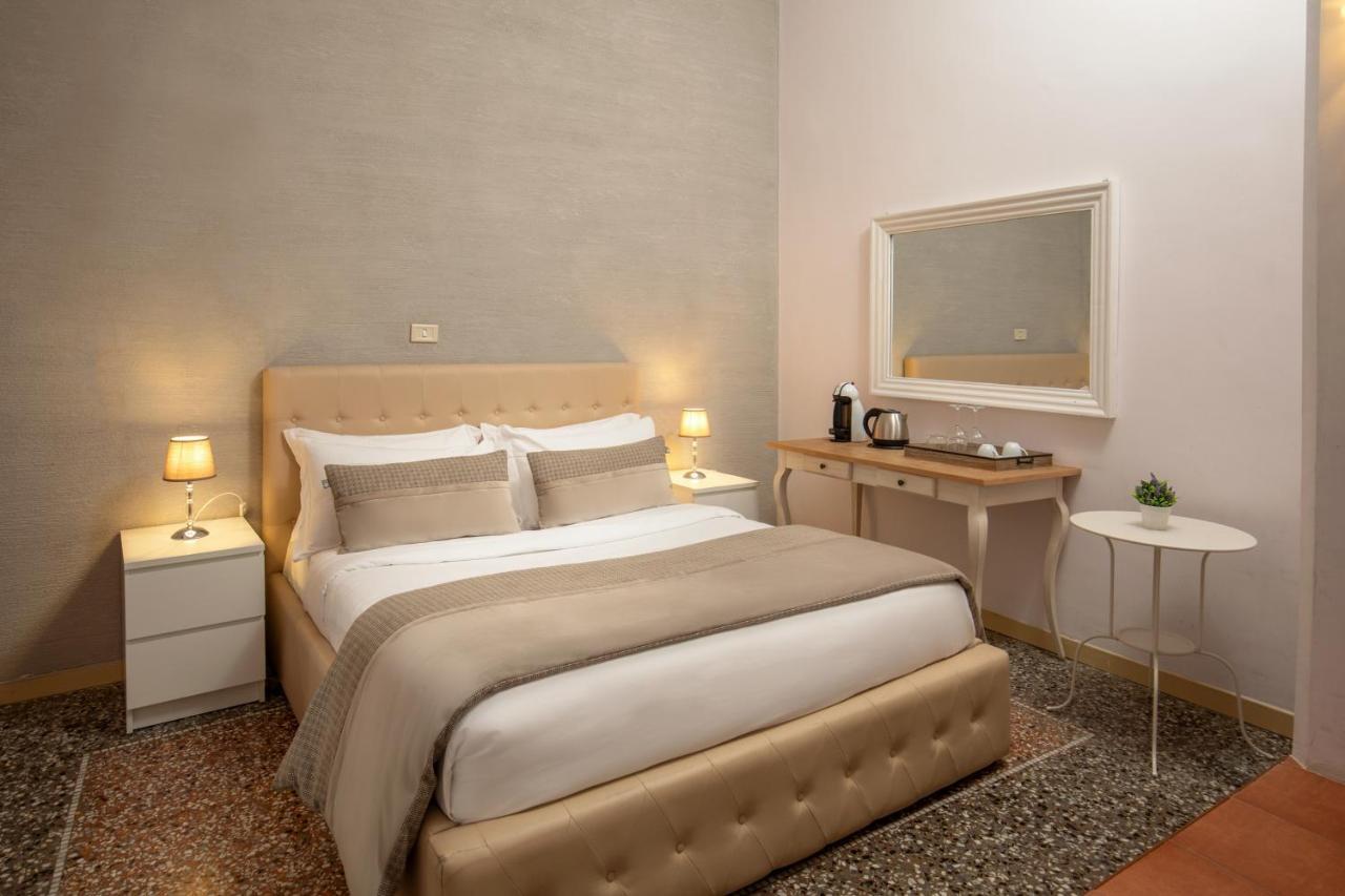 Baldassini Suites Rome Extérieur photo