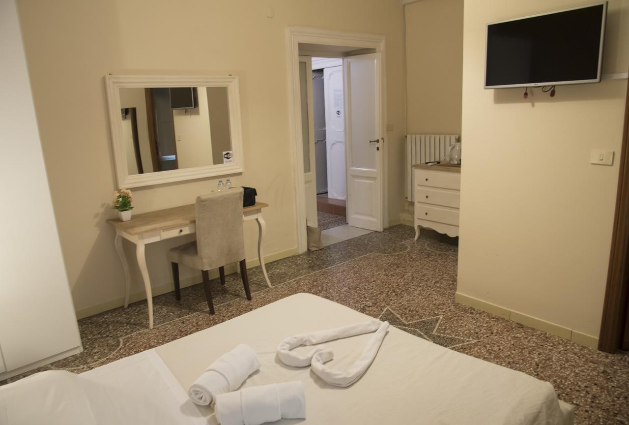 Baldassini Suites Rome Extérieur photo